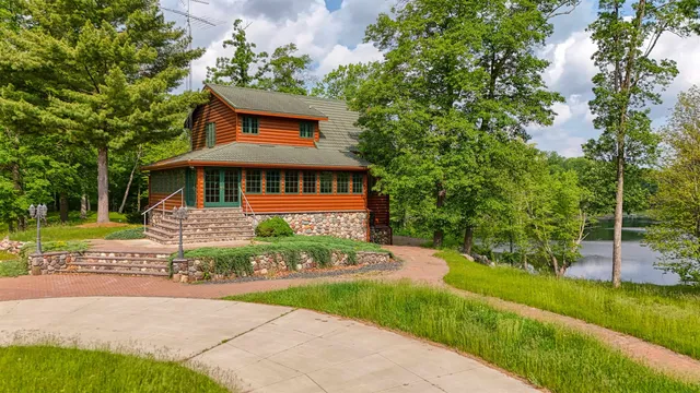 $949,000 | 1881 County Road A, Spooner, WI 54801
