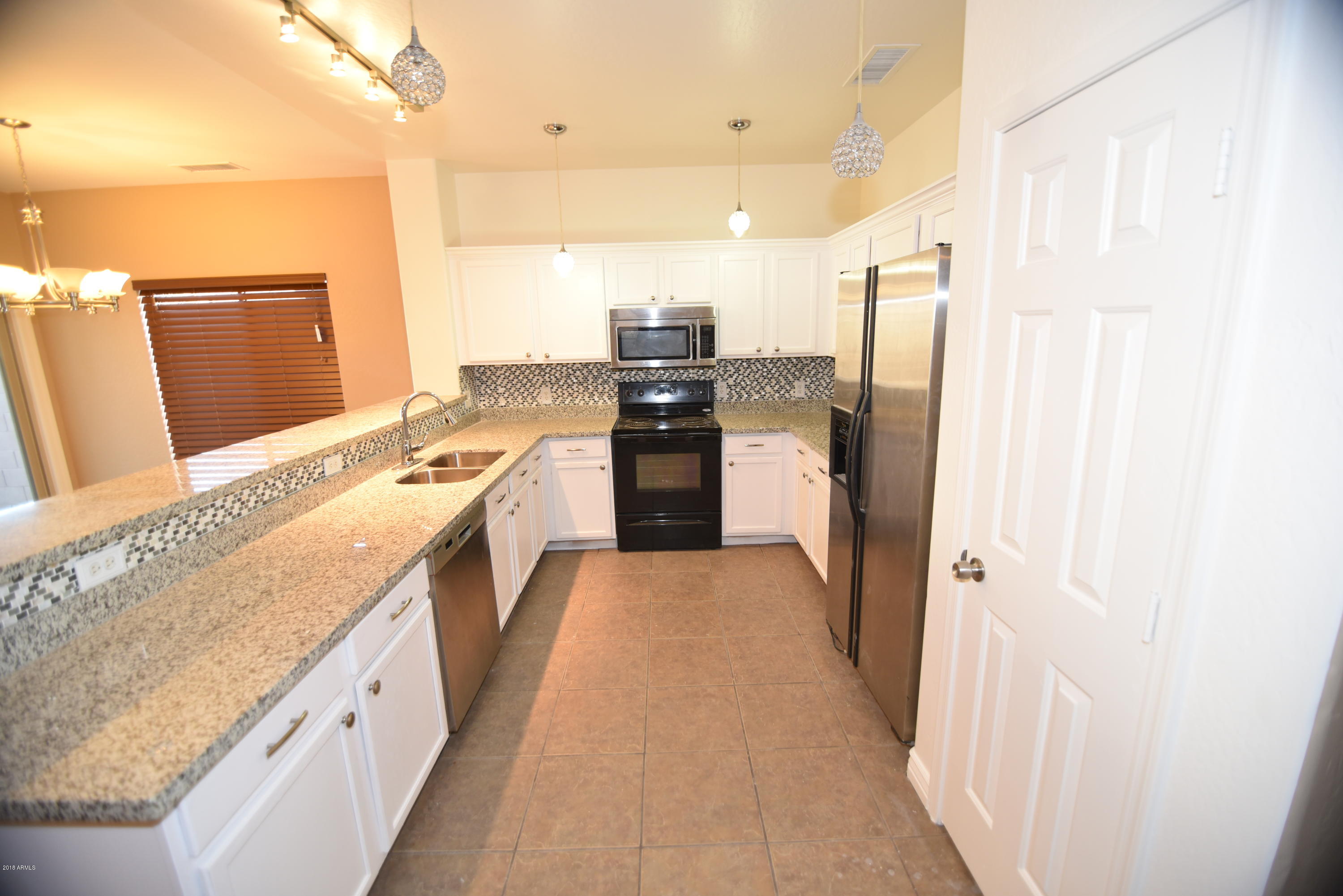 12942 West Bloomfield Road El Mirage, AZ 85335 - Photo 9 of 37 JHM_2539