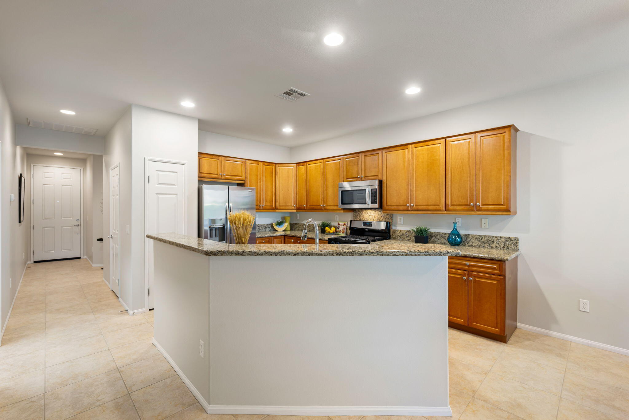 81896 Corte Tellez Indio, CA 92203 - Photo 14 of 54 16-web-or-mls-JLTellez_OPMG_0126_016