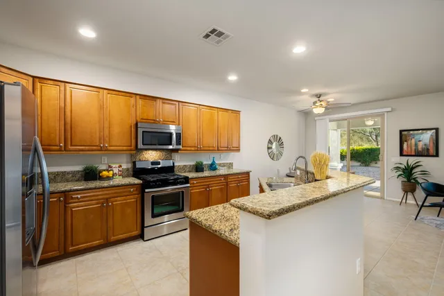 $399,900 | 81896 Corte Tellez, Indio, CA 92203