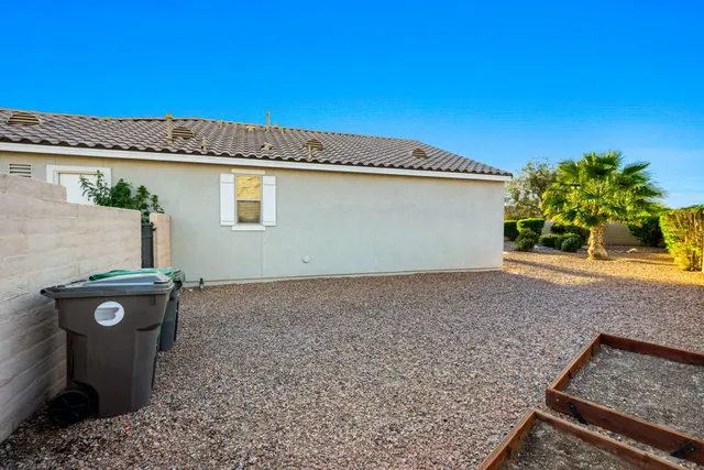 $399,900 | 81896 Corte Tellez, Indio, CA 92203