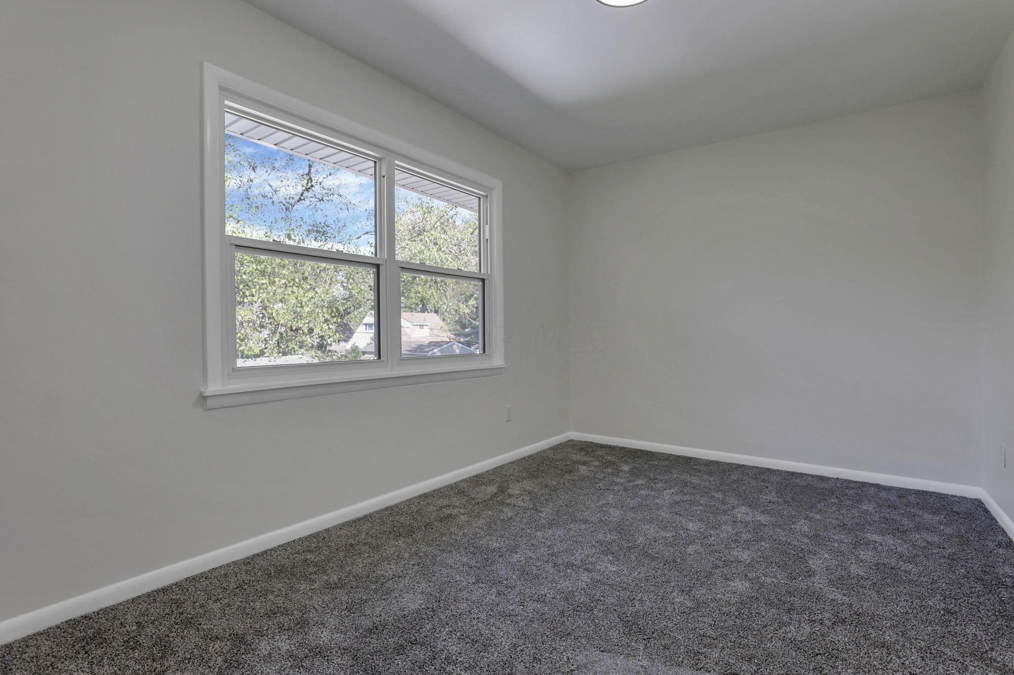 960 Bernard Road Columbus, OH 43221 - Photo 38 of 66 44-web-or-mls-011A5686