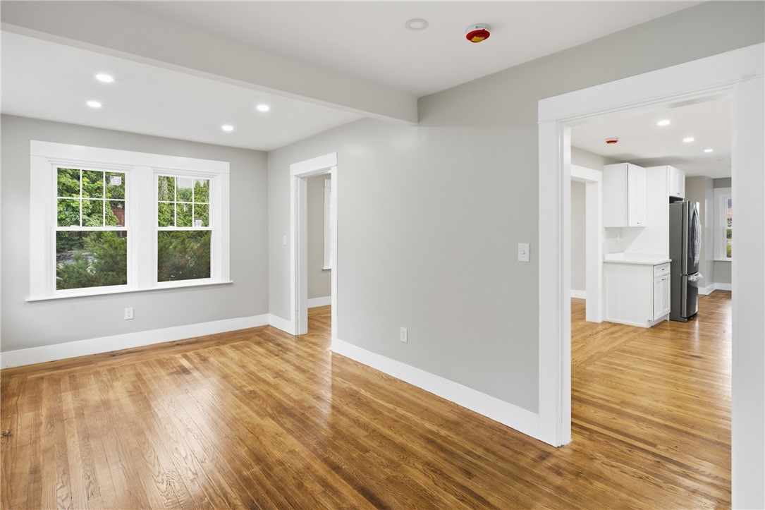 4196 Post Road Warwick, RI 02818 - Photo 3 of 22 Gallery Image 3