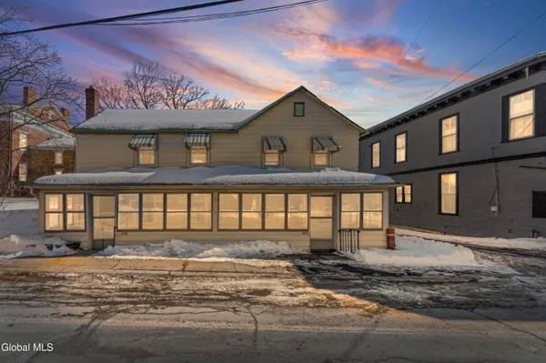 $234,000 | 115 North Washington Street, Athens, NY 12015