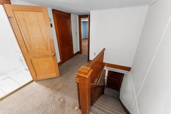 $234,000 | 115 North Washington Street, Athens, NY 12015