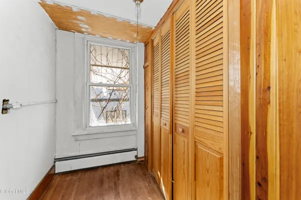 $234,000 | 115 North Washington Street, Athens, NY 12015