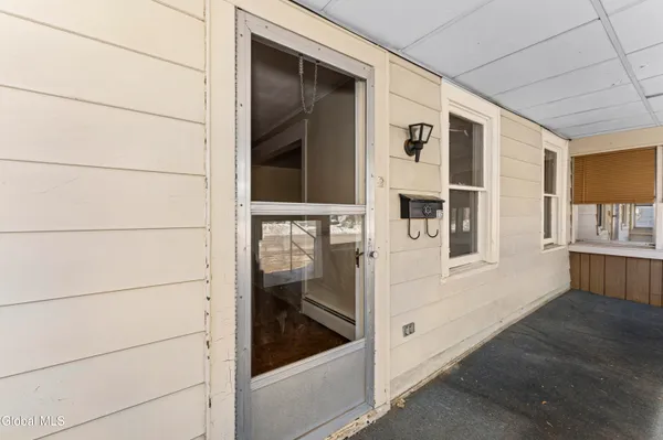$234,000 | 115 North Washington Street, Athens, NY 12015