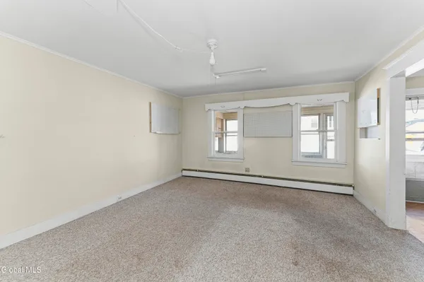 $234,000 | 115 North Washington Street, Athens, NY 12015