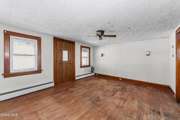 $234,000 | 115 North Washington Street, Athens, NY 12015