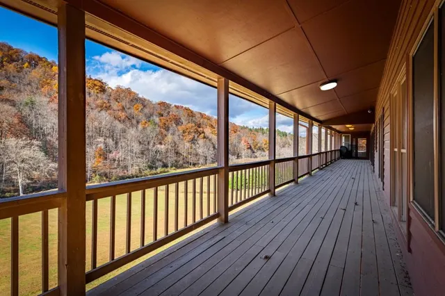 $820,000 | 908 Cashes Valley Road, Cherry Log, GA 30522