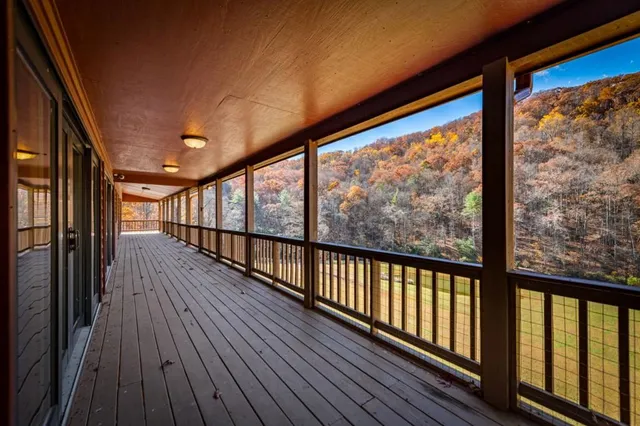 $820,000 | 908 Cashes Valley Road, Cherry Log, GA 30522