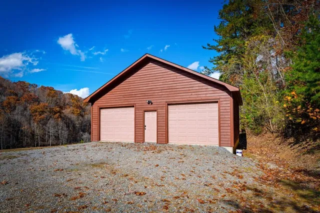 $820,000 | 908 Cashes Valley Road, Cherry Log, GA 30522