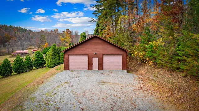 $820,000 | 908 Cashes Valley Road, Cherry Log, GA 30522