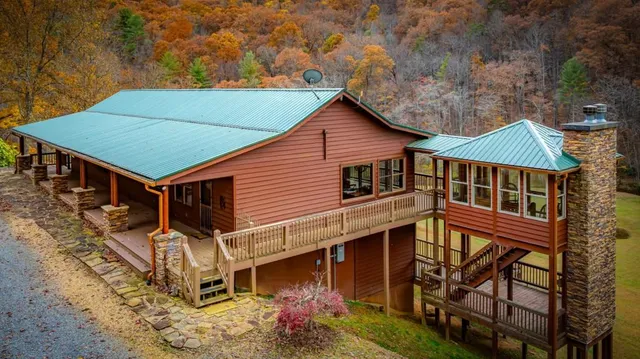 $820,000 | 908 Cashes Valley Road, Cherry Log, GA 30522
