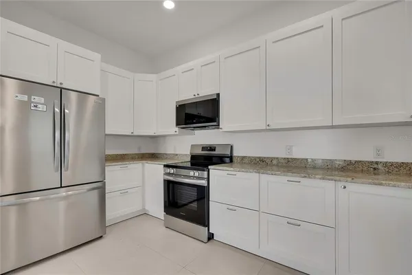 $1,700 | 18405 North 30th Street, Lutz, FL 33559