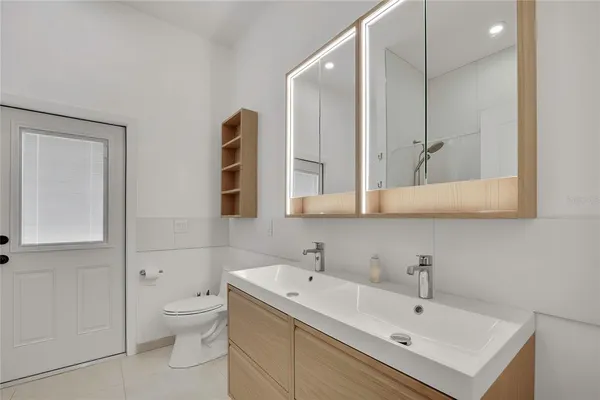 $1,700 | 18405 North 30th Street, Lutz, FL 33559