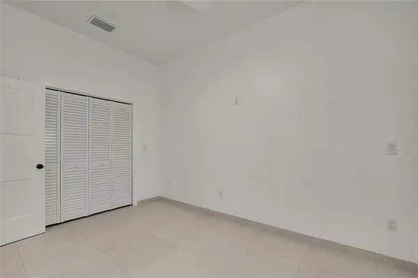 $1,700 | 18405 North 30th Street, Lutz, FL 33559