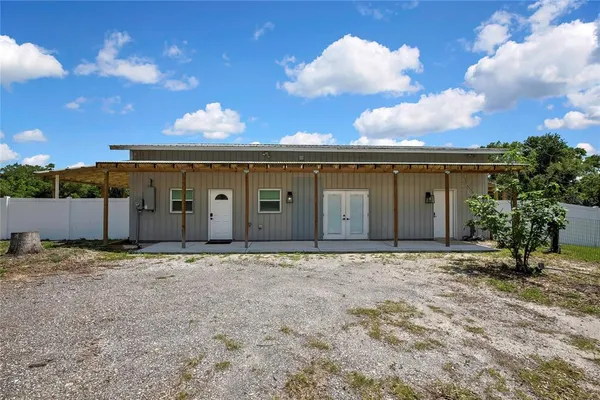 $1,700 | 18405 North 30th Street, Lutz, FL 33559