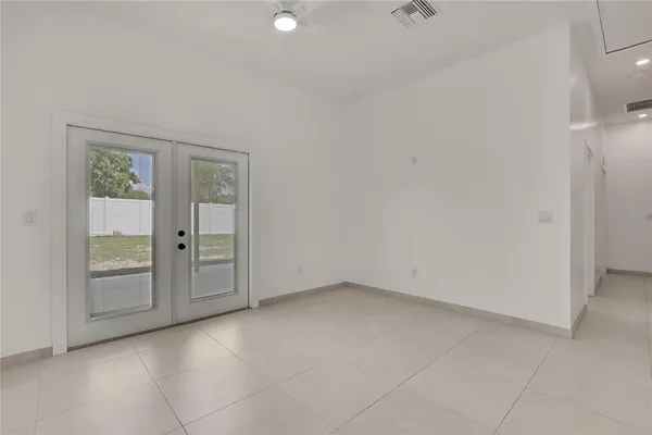 $1,700 | 18405 North 30th Street, Lutz, FL 33559