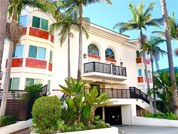 $6,500 | 425 South Catalina Avenue, Unit 4, Redondo Beach, CA 90277