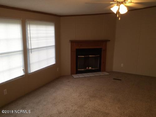 1896 Waycross Road Turkey, NC 28393 - Photo 2 of 11 37143400
