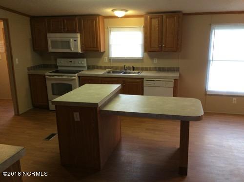 1896 Waycross Road Turkey, NC 28393 - Photo 3 of 11 37143388