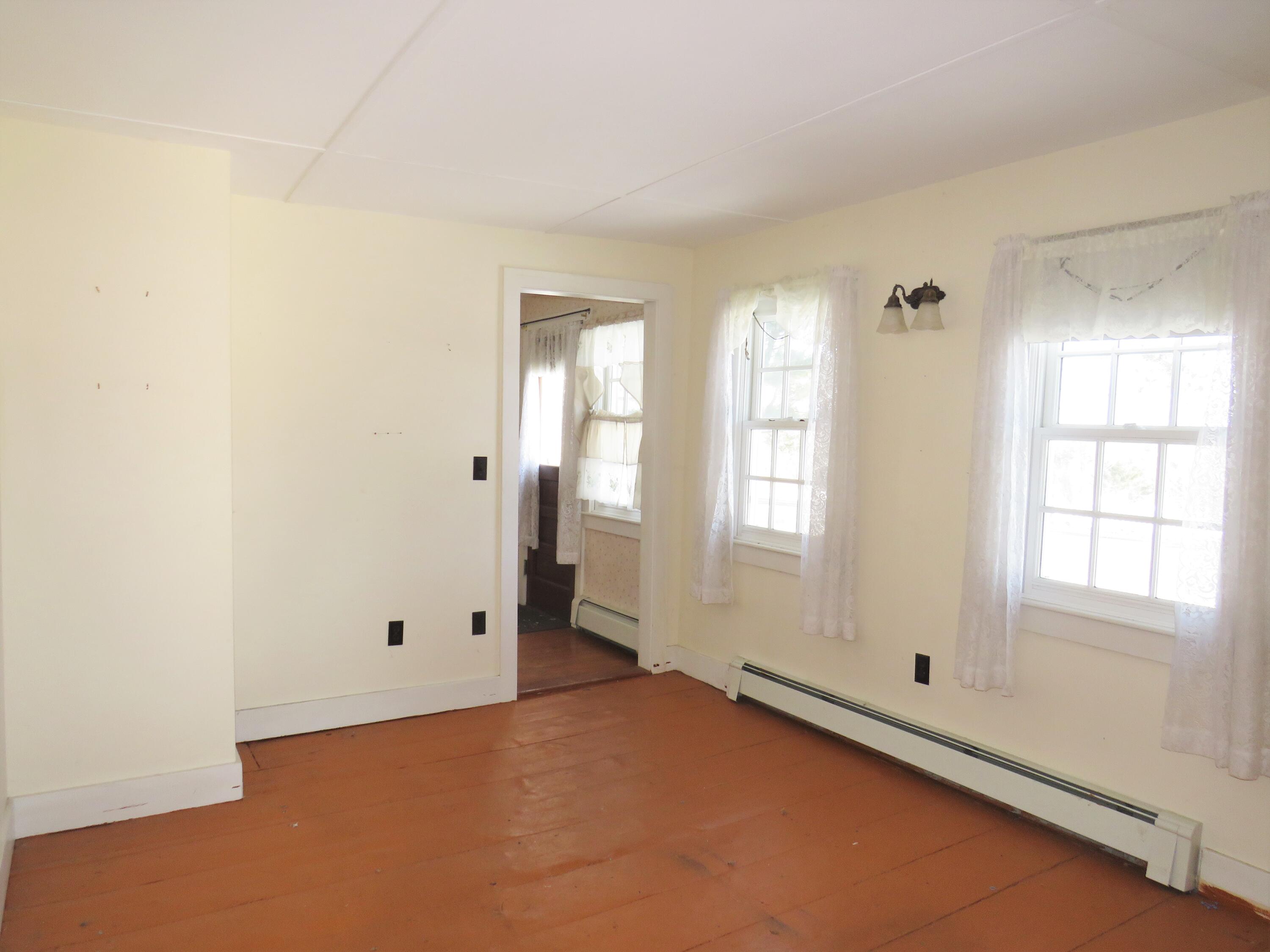610 Liberty Road Washington, ME 04574 - Photo 12 of 21 IMG_2039