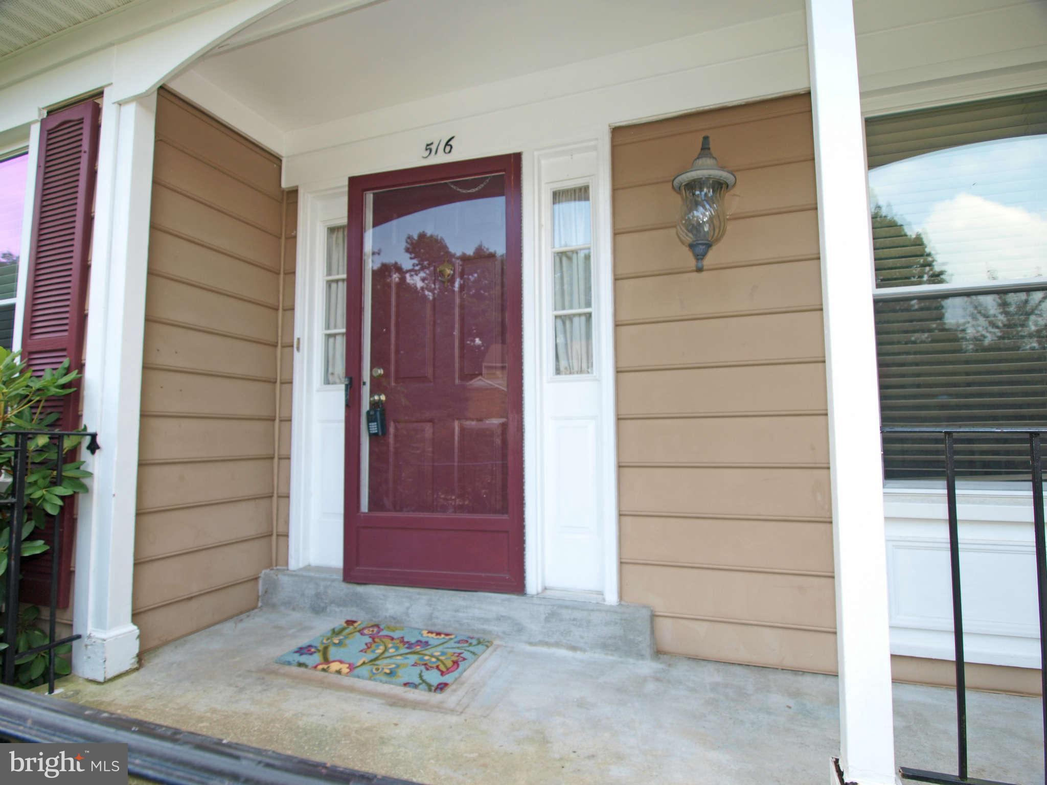 516 Cosgrave Way Silver Spring, MD 20902 - Photo 2 of 27 Entry Front Porch