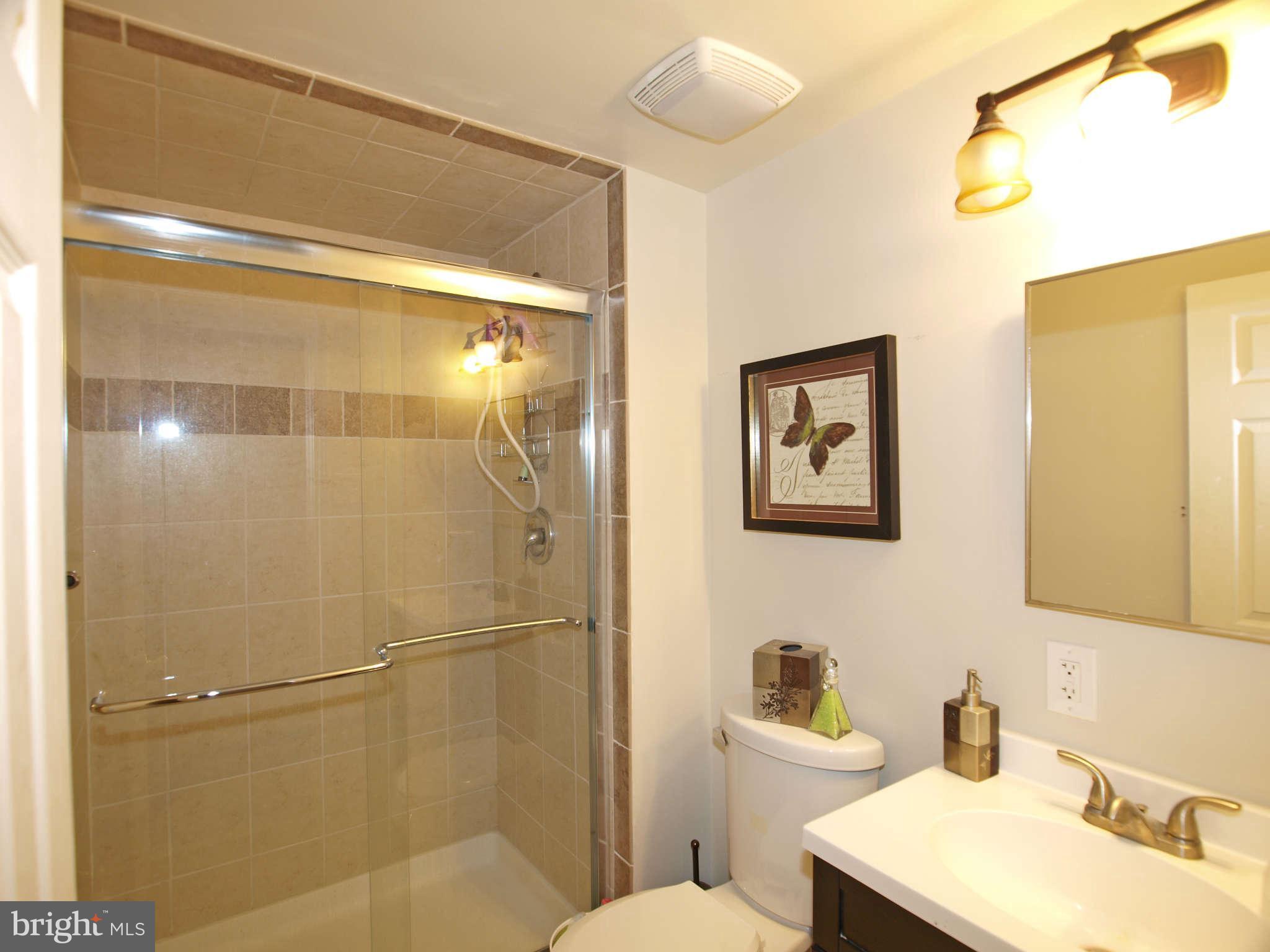 516 Cosgrave Way Silver Spring, MD 20902 - Photo 20 of 27 Bath 3