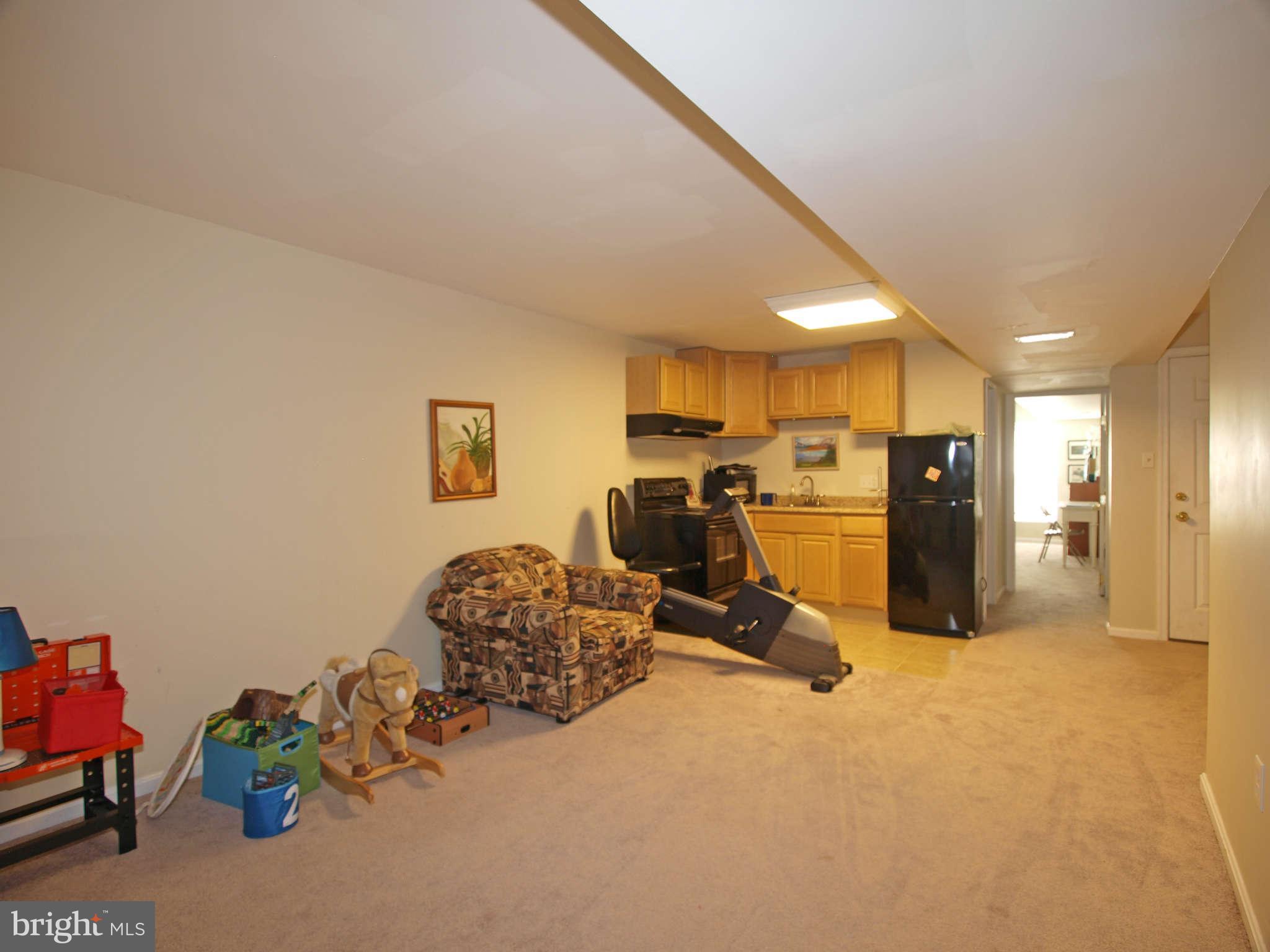 516 Cosgrave Way Silver Spring, MD 20902 - Photo 21 of 27 Recreation Room