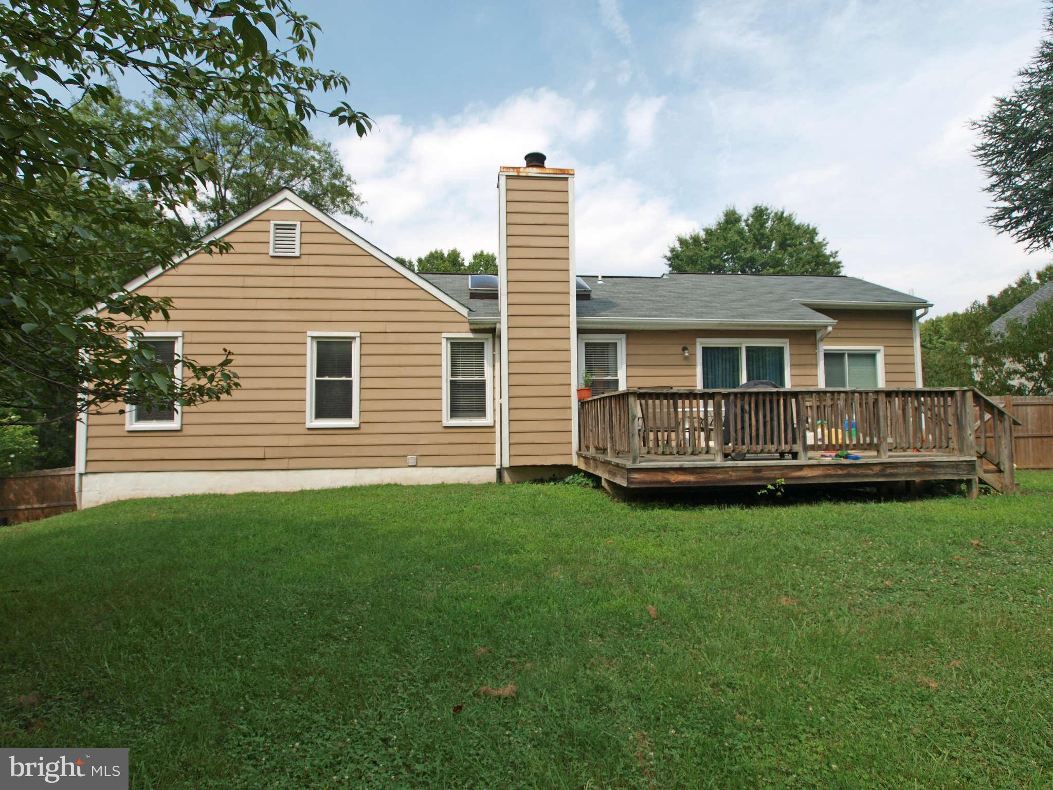 516 Cosgrave Way Silver Spring, MD 20902 - Photo 27 of 27 Exterior Rear