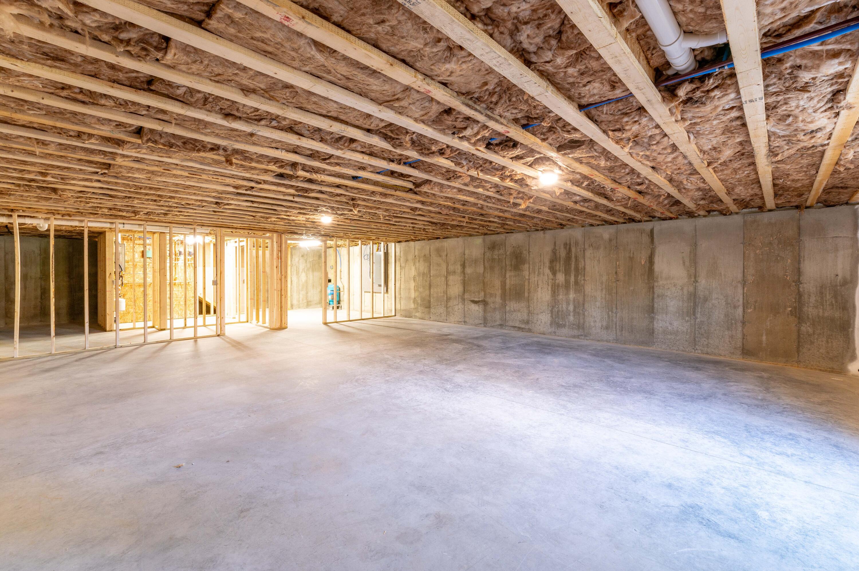 222 Naples Road Harrison, ME 04040 - Photo 38 of 44 Z61_3711