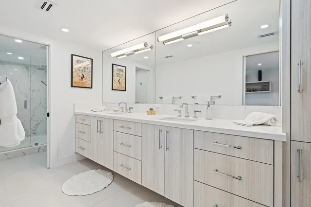 $1,750,000 | 4000 North Ocean Drive, Unit 2503, Singer Island, FL 33404