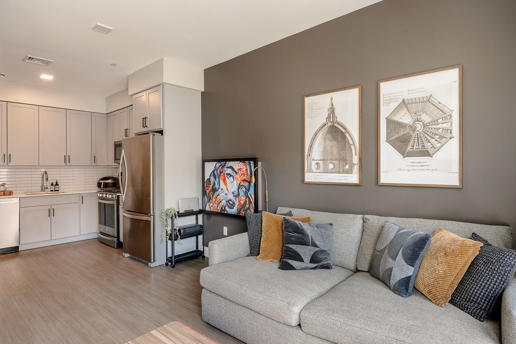 11 Walley Street, Unit 306 Boston, MA 02128 - Photo 2 of 20