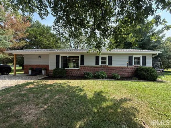 $269,900 | 1627 South Meridian Road, Mitchell, IN 47446