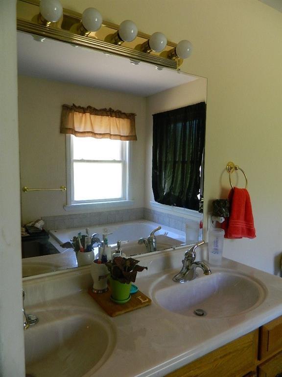 402 High Street Paris, ME 04281 - Photo 13 of 22 Master bath has double sinks.