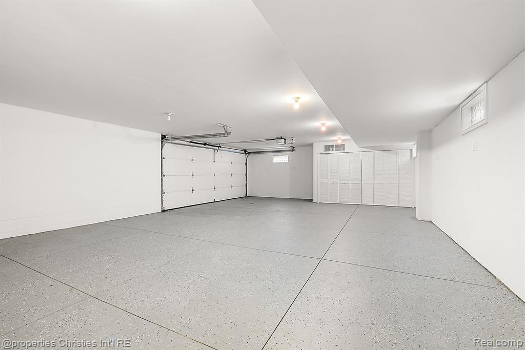 31325 Lahser Road Beverly Hills, MI 48025 - Photo 76 of 87