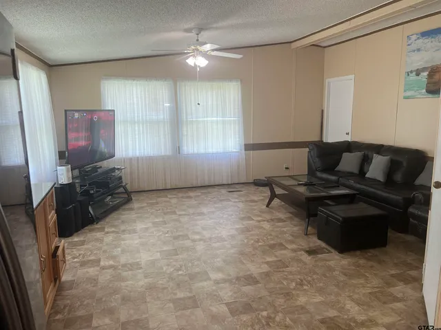 $225,000 | 12233 Cr 2128 Whitehouse Tx 75791, Whitehouse, TX 75791