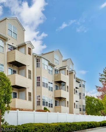 $350,000 | 1342 North Avenue, Unit D4, Elizabeth, NJ 07208