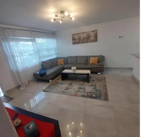 $3,300 | 1670 Northeast 1st Avenue, Pompano Beach, FL 33060