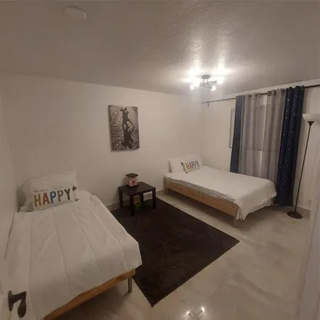 $3,300 | 1670 Northeast 1st Avenue, Pompano Beach, FL 33060