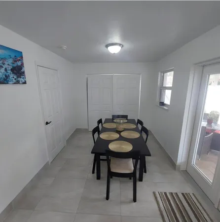 $3,300 | 1670 Northeast 1st Avenue, Pompano Beach, FL 33060