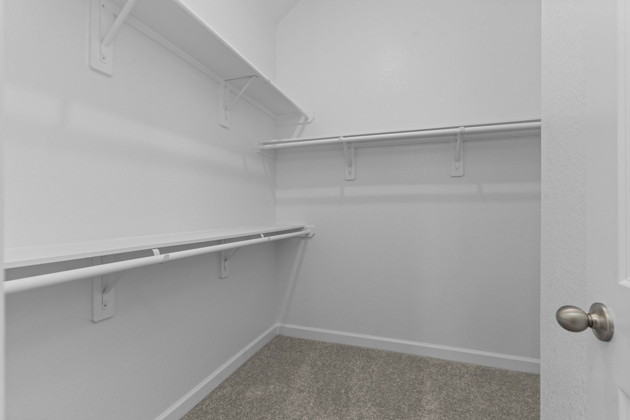 603 Debbie Court Rosharon, TX 77583 - Photo 19 of 26 a view of an empty walk in closet