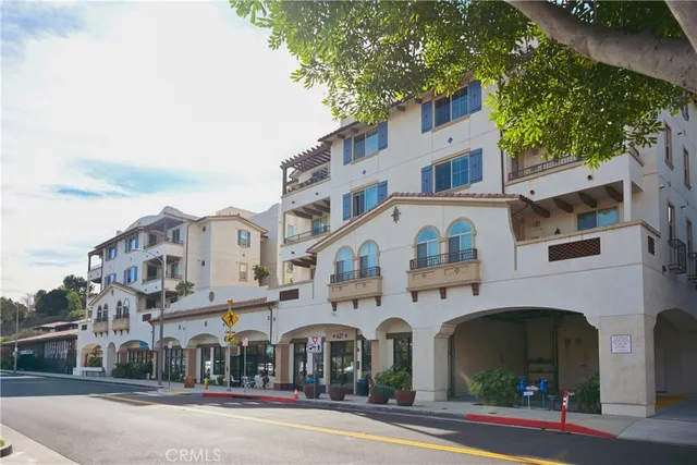 $849,900 | 627 Deep Valley Drive, Unit PH615, Rolling Hills Estates, CA 90274