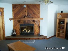 2080 Stonehenge Road Springfield, IL 62702 - Photo 3 of 8