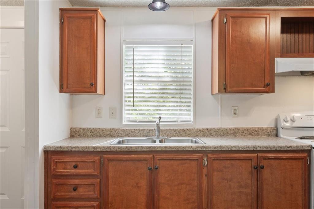 2504 Prause Road China Spring, TX 76633 - Photo 17 of 38