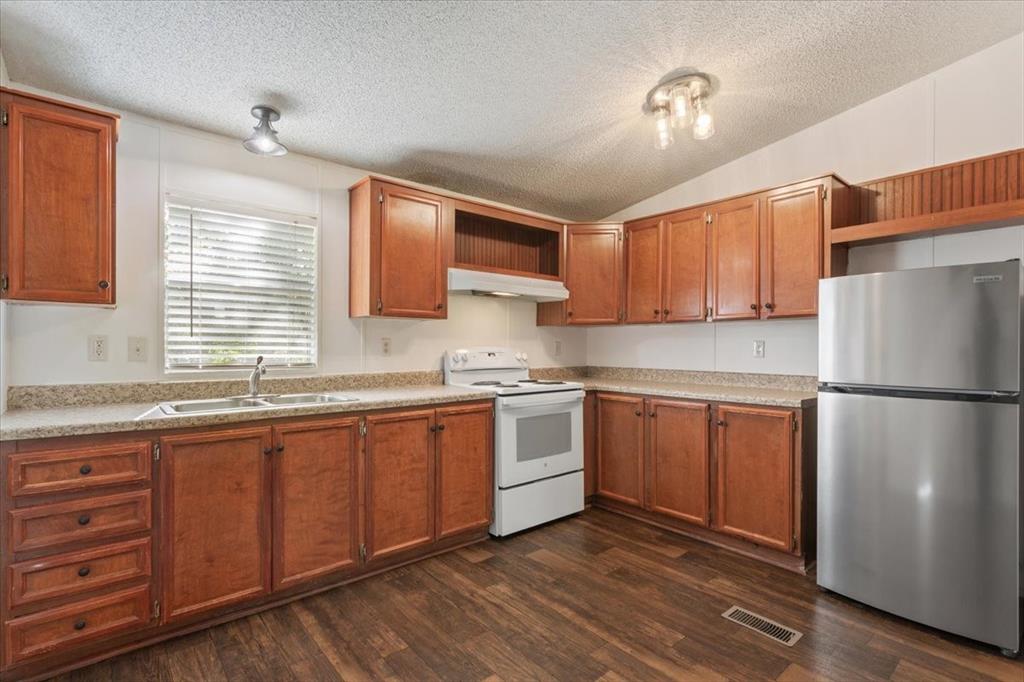 2504 Prause Road China Spring, TX 76633 - Photo 18 of 38