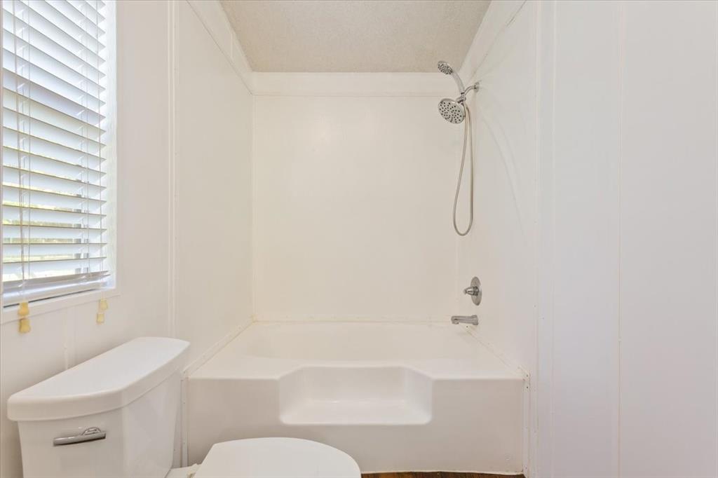2504 Prause Road China Spring, TX 76633 - Photo 23 of 38