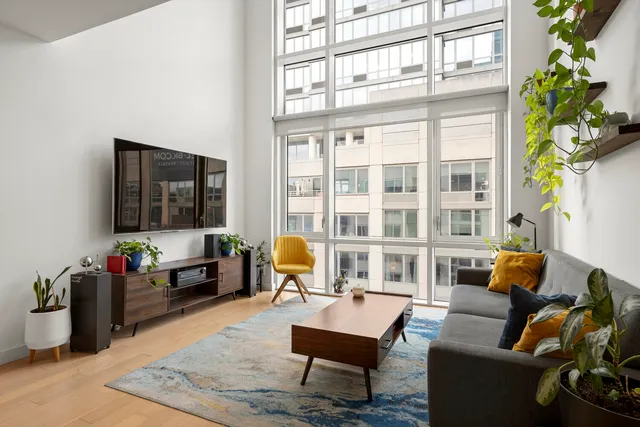 $1,590,000 | 34 North 7th Street, Unit 7K | Williamsburg