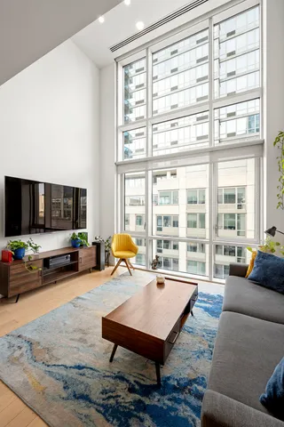 $1,590,000 | 34 North 7th Street, Unit 7K | Williamsburg